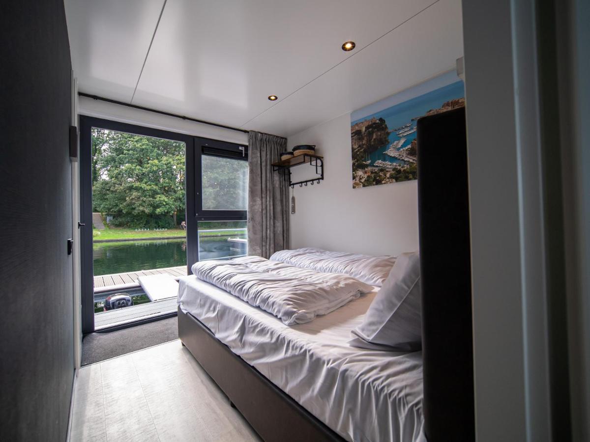 Houseboat Mookerplas Middelaar 외부 사진